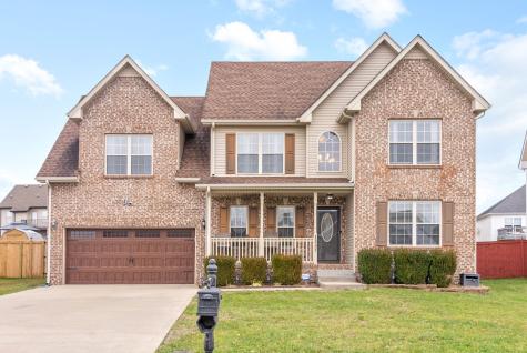 1337 Chinook Circle Clarksville TN 37042