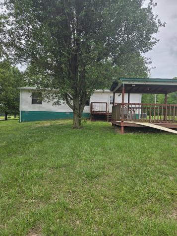 1513 Slaydenwood Road Cumberland Furnace TN 37051