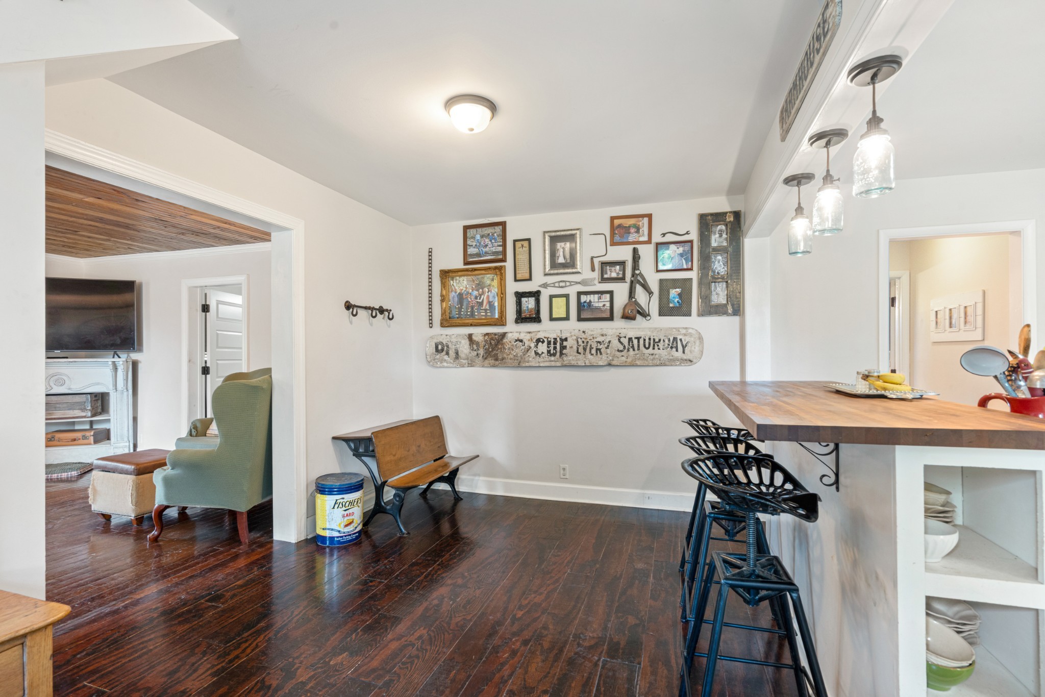 3135 Vanleer Highway Charlotte TN 37036
