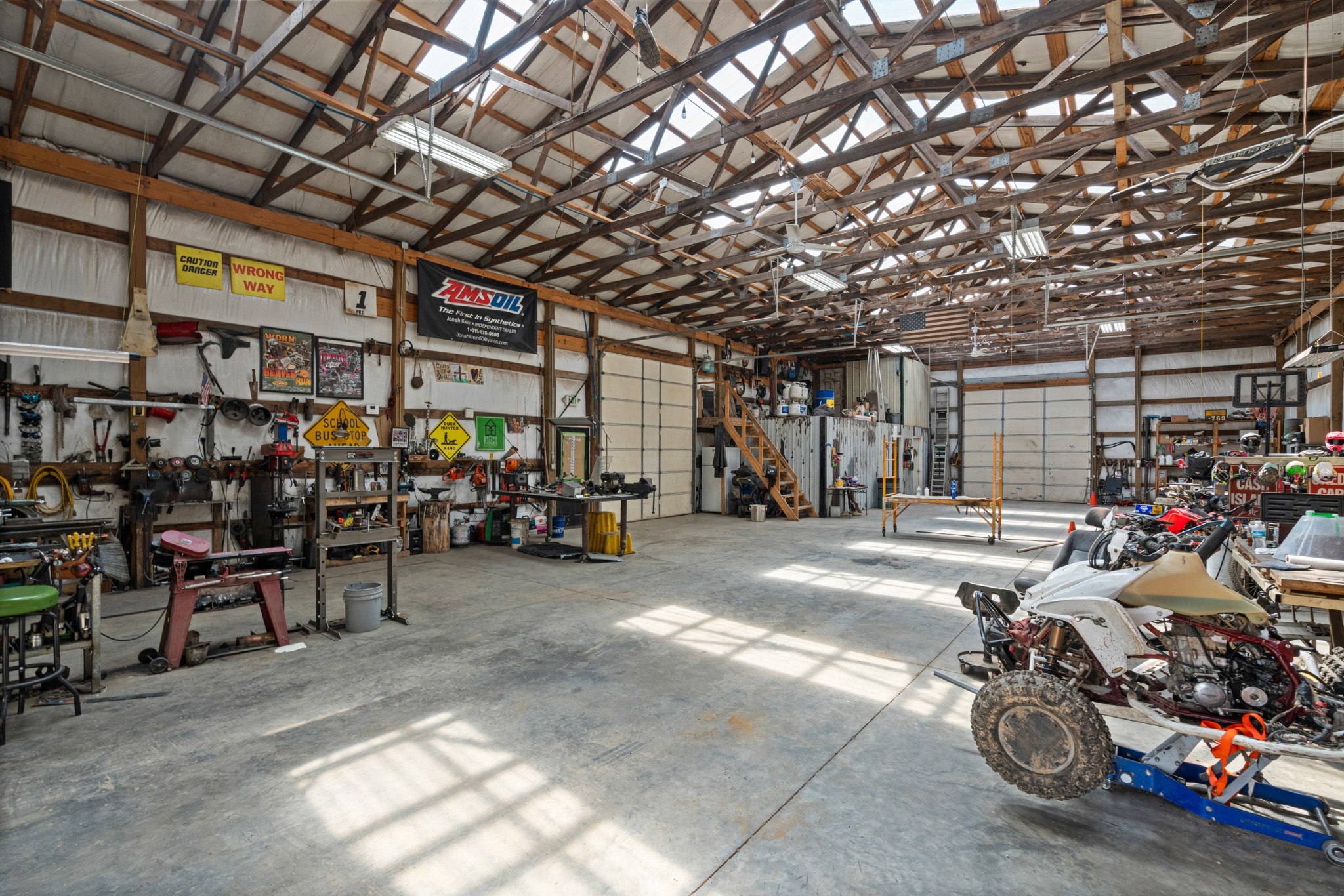 3135 Vanleer Highway Charlotte TN 37036
