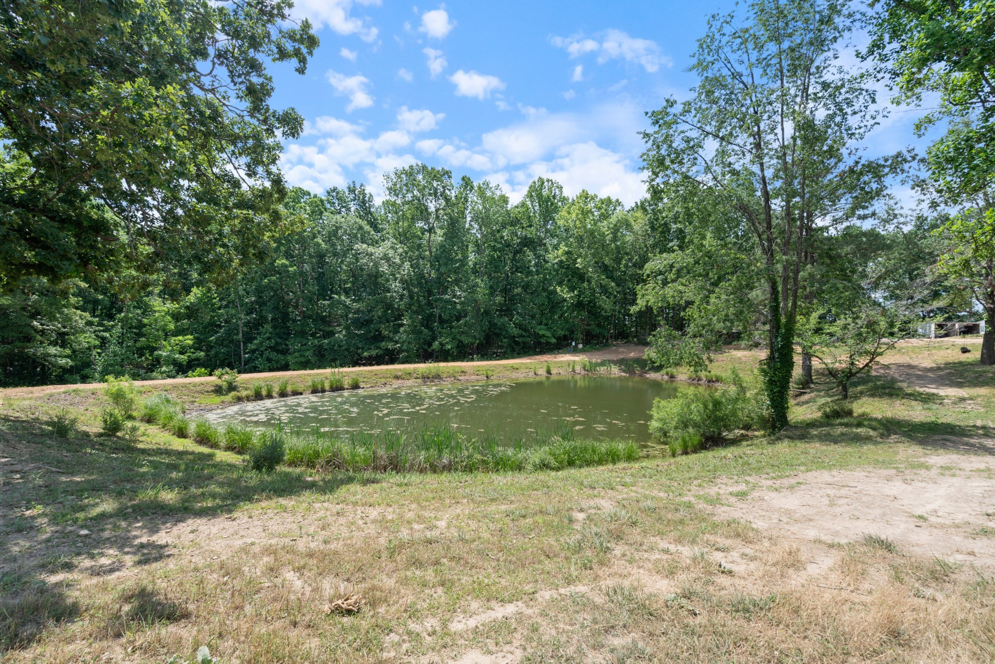 3135 Vanleer Highway Charlotte TN 37036