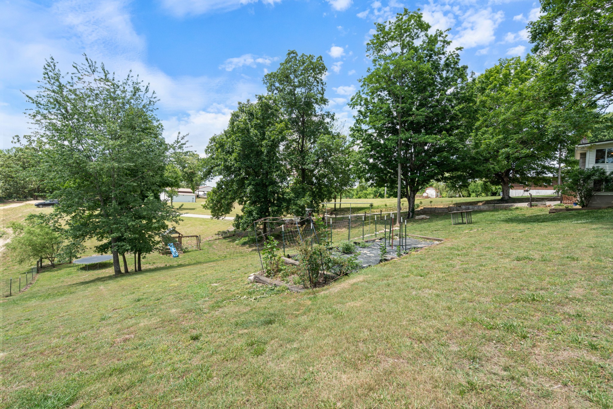 3135 Vanleer Highway Charlotte TN 37036