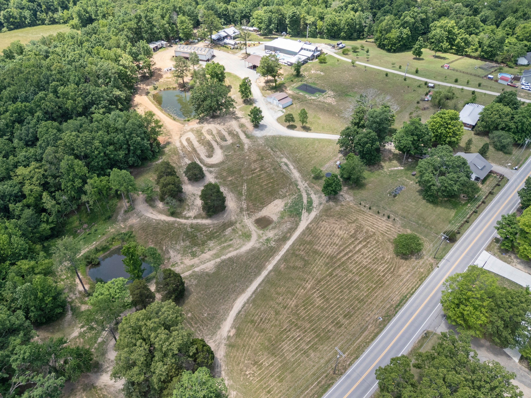 3135 Vanleer Highway Charlotte TN 37036