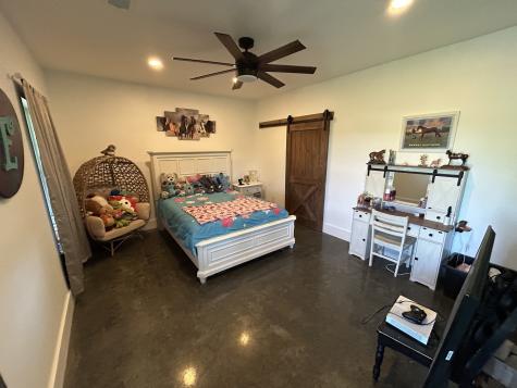 89 Beans Creek View Belvidere TN 37306