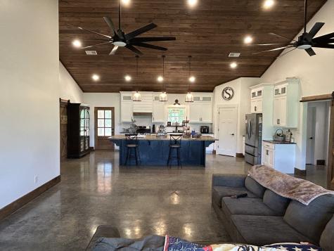 89 Beans Creek View Belvidere TN 37306
