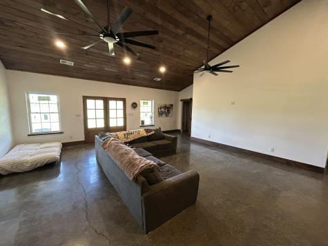 89 Beans Creek View Belvidere TN 37306