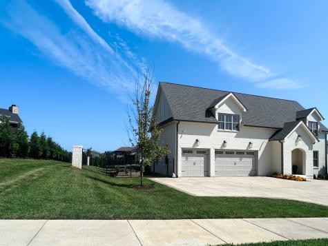 1911 Parade Drive Brentwood TN 37027