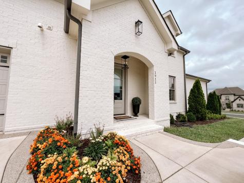 1911 Parade Drive Brentwood TN 37027