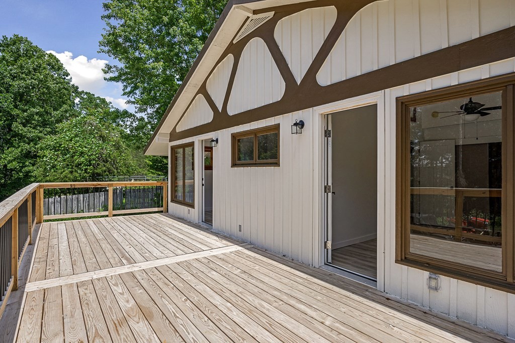 240 Danklefs Lane Sparta TN 38583