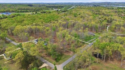 7 Peaceful Point Dandridge TN 37725