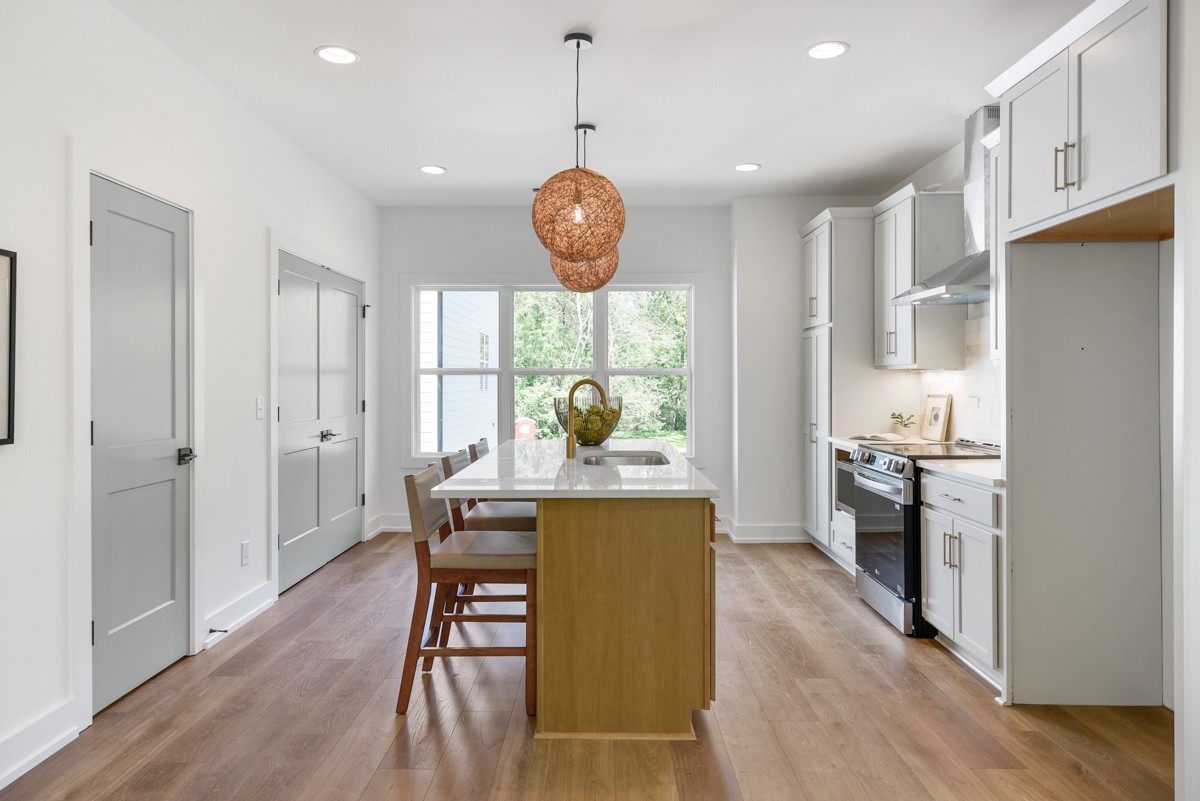 862 W Sharpe Avenue Nashville TN 37206