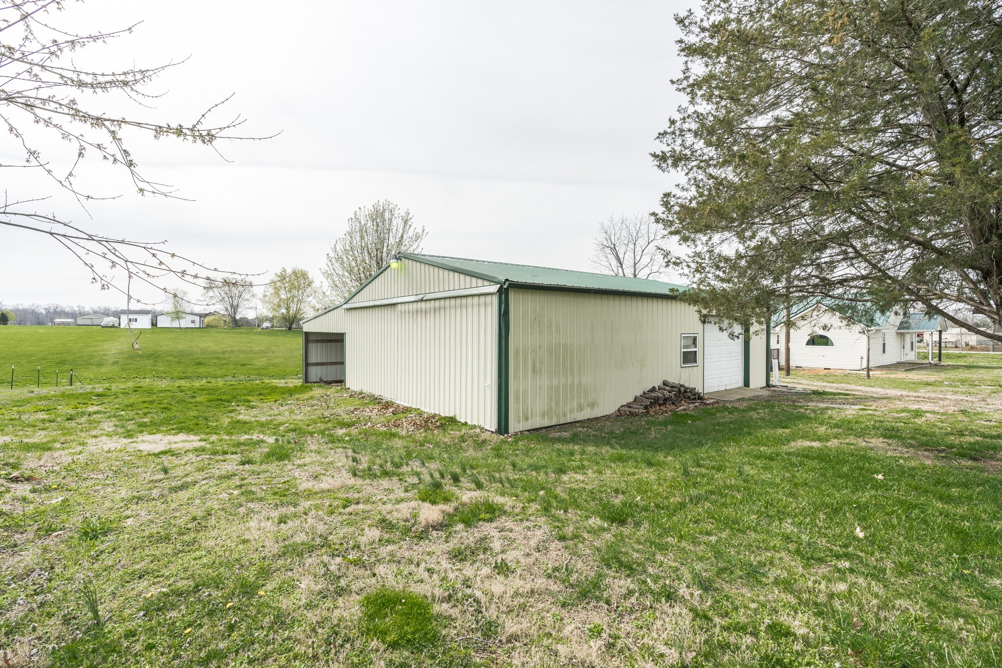 2018 Scottsville Road Lafayette TN 37083