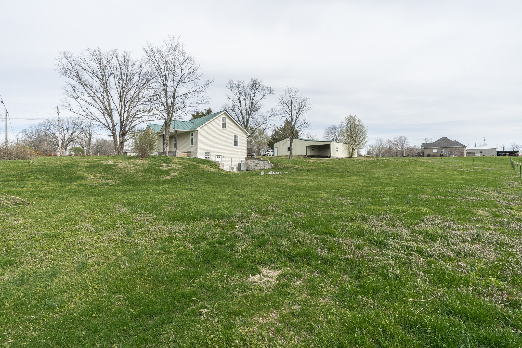 2018 Scottsville Road Lafayette TN 37083