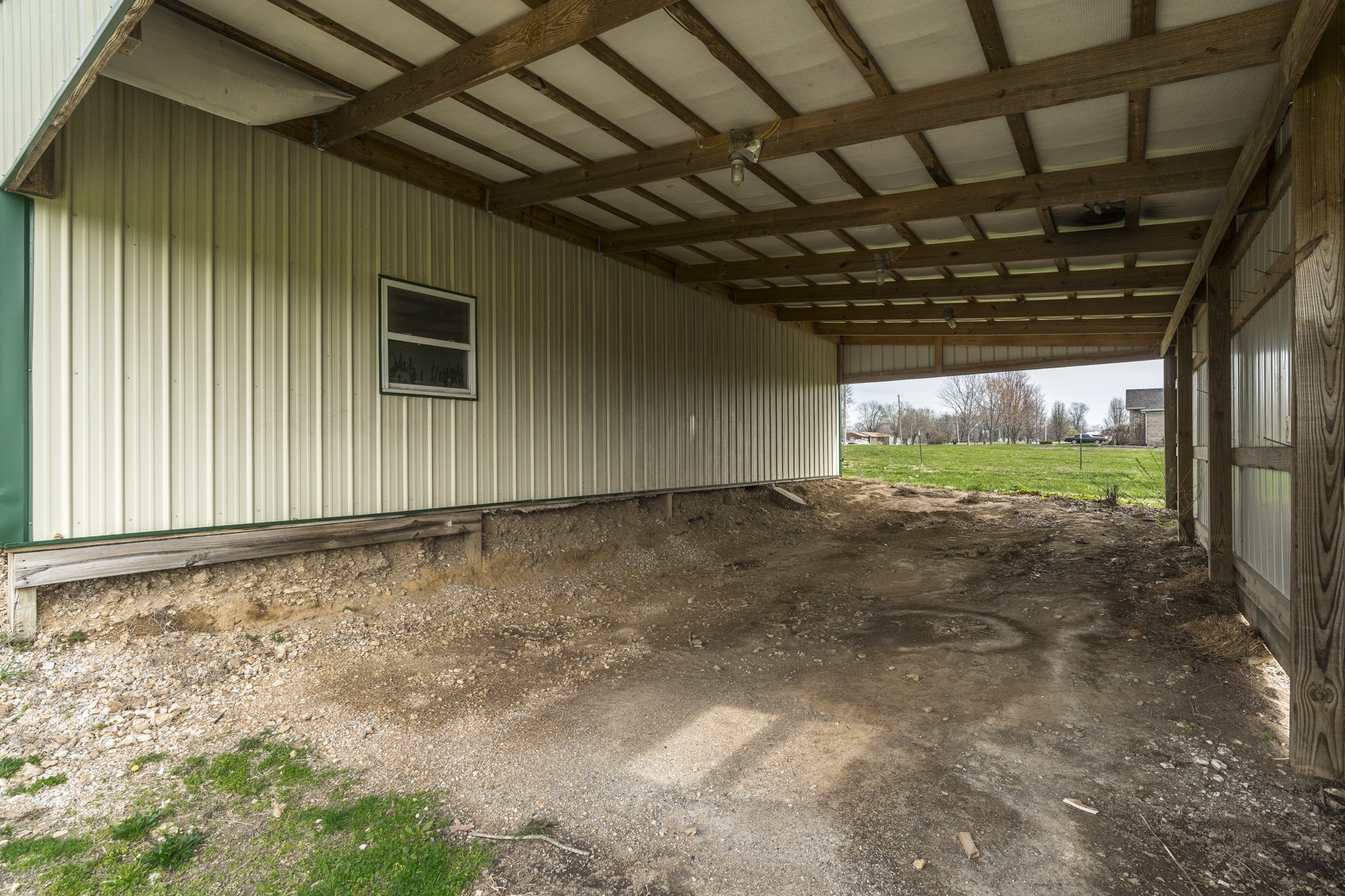 2018 Scottsville Road Lafayette TN 37083