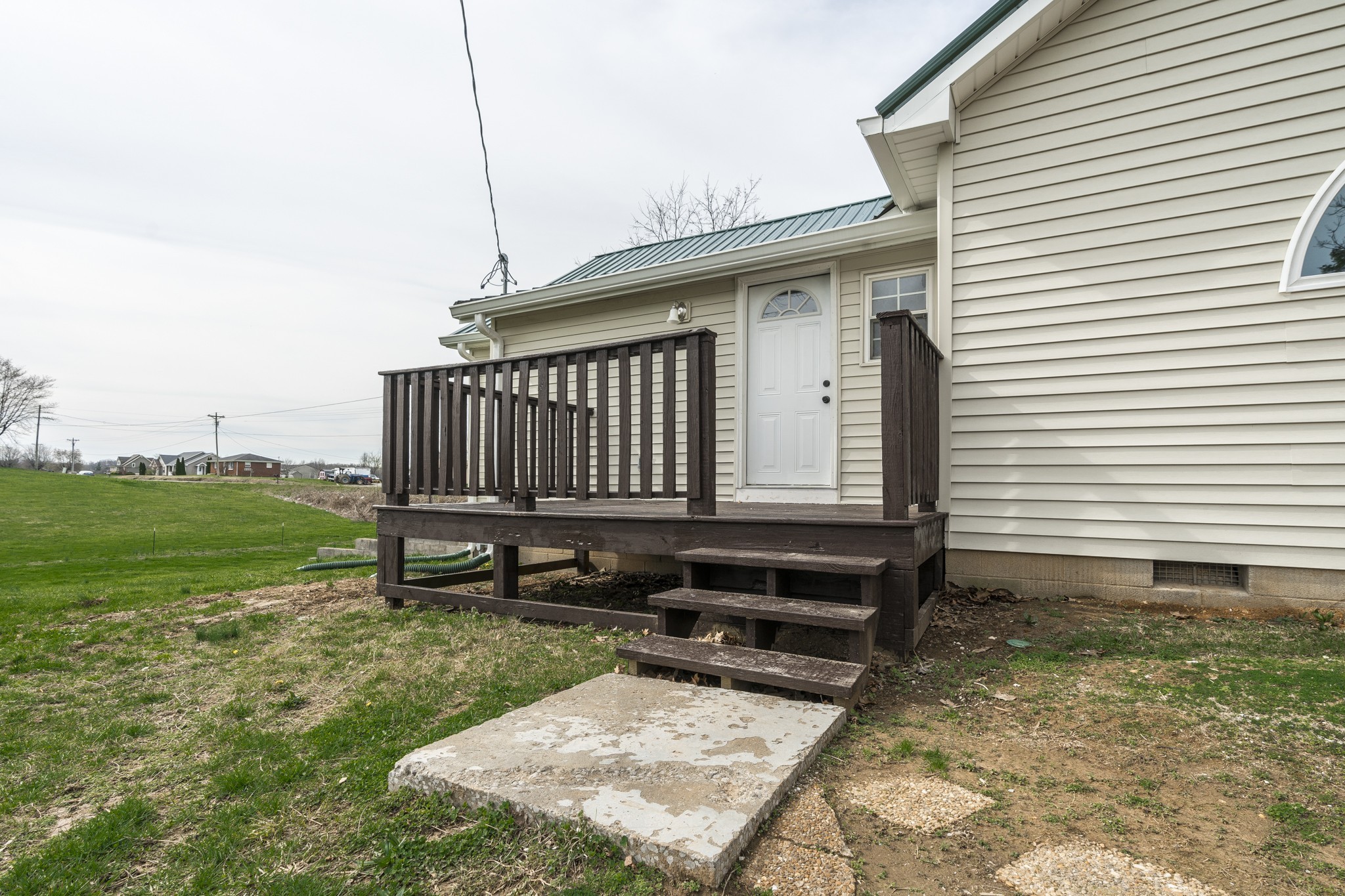 2018 Scottsville Road Lafayette TN 37083