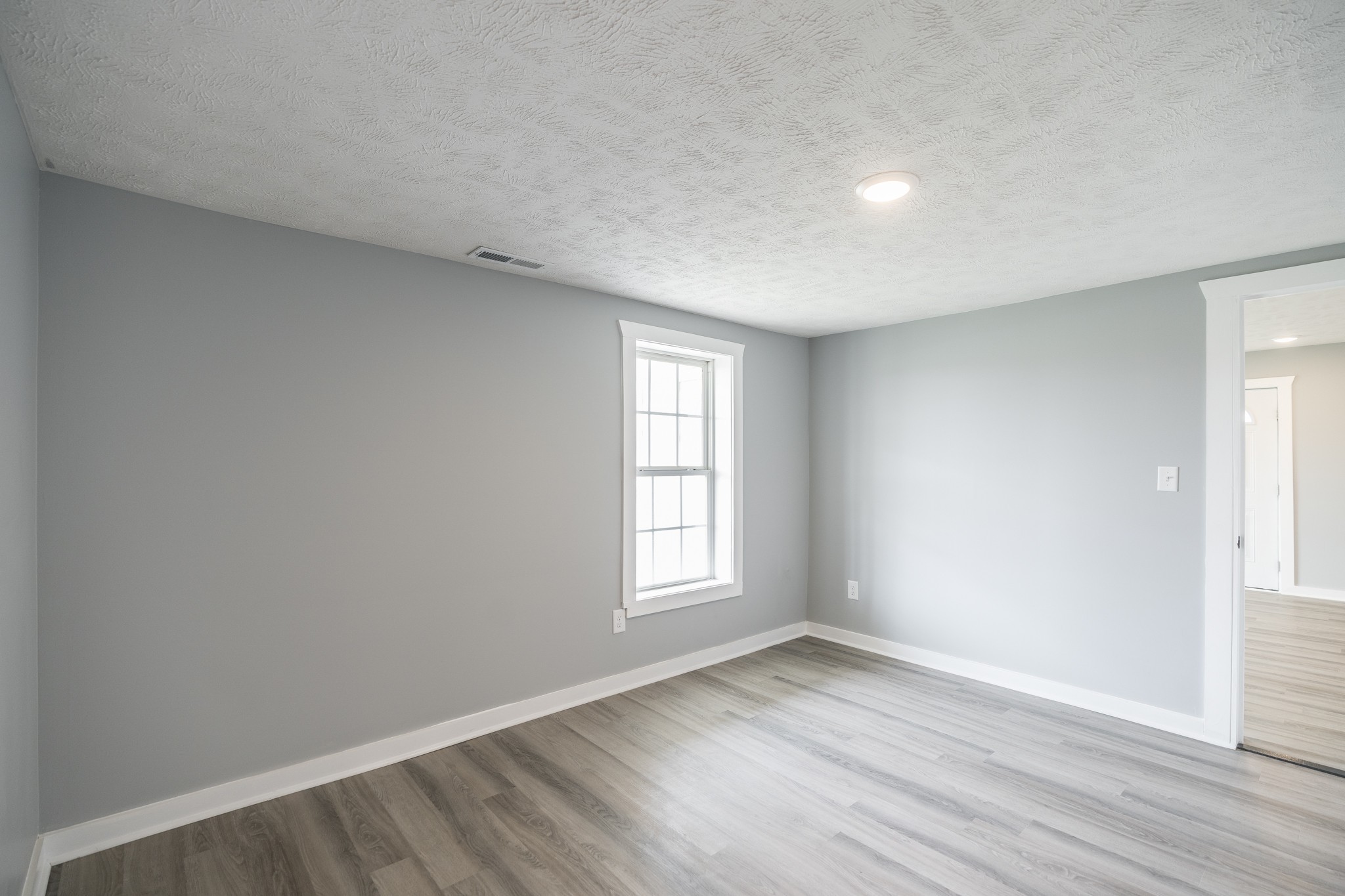 2018 Scottsville Road Lafayette TN 37083