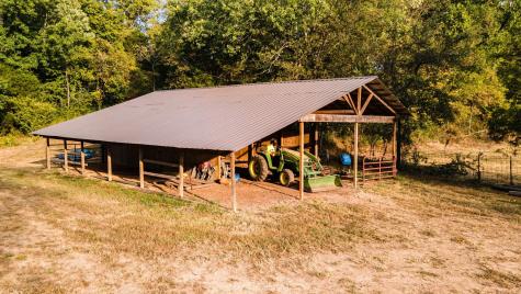 131 Lewis Totty Road Duck River TN 38454