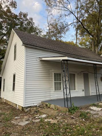 1046 Buchanan Street Lewisburg TN 37091