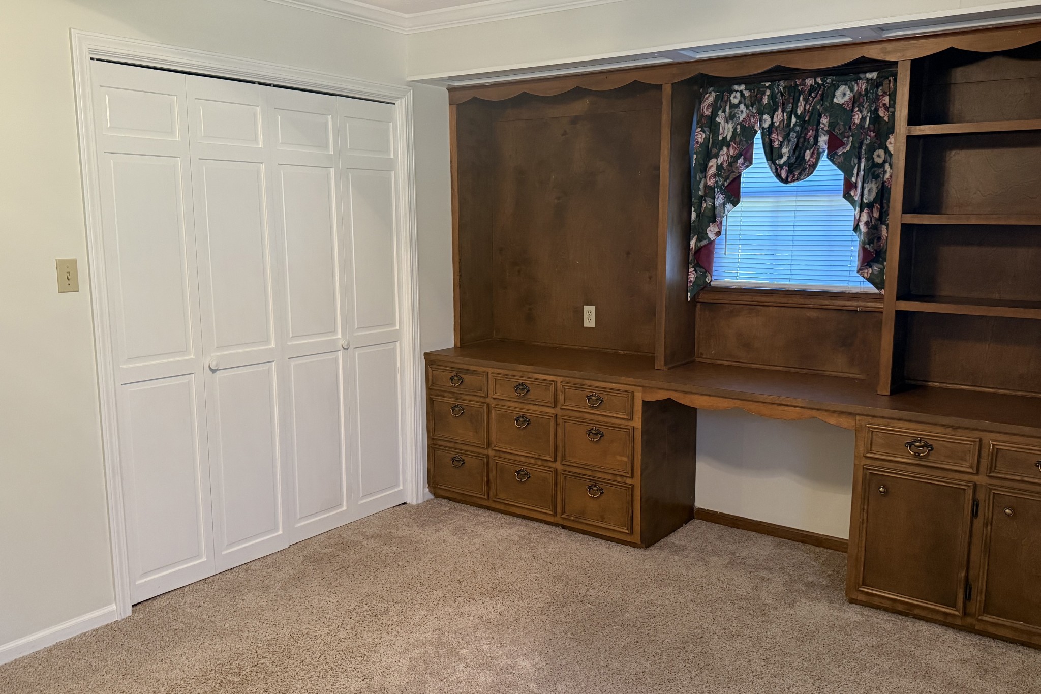 2593 Smiths Grove Road Scottsville KY 42164