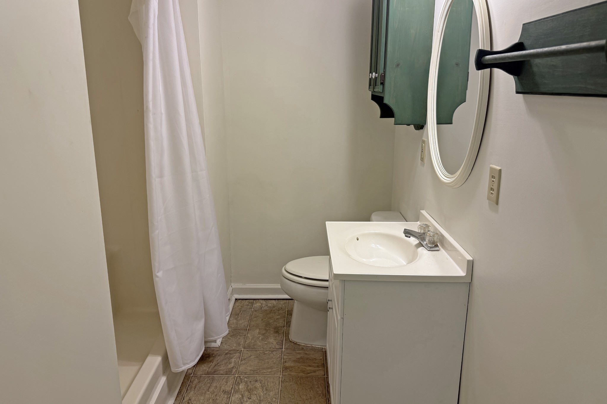 2593 Smiths Grove Road Scottsville KY 42164