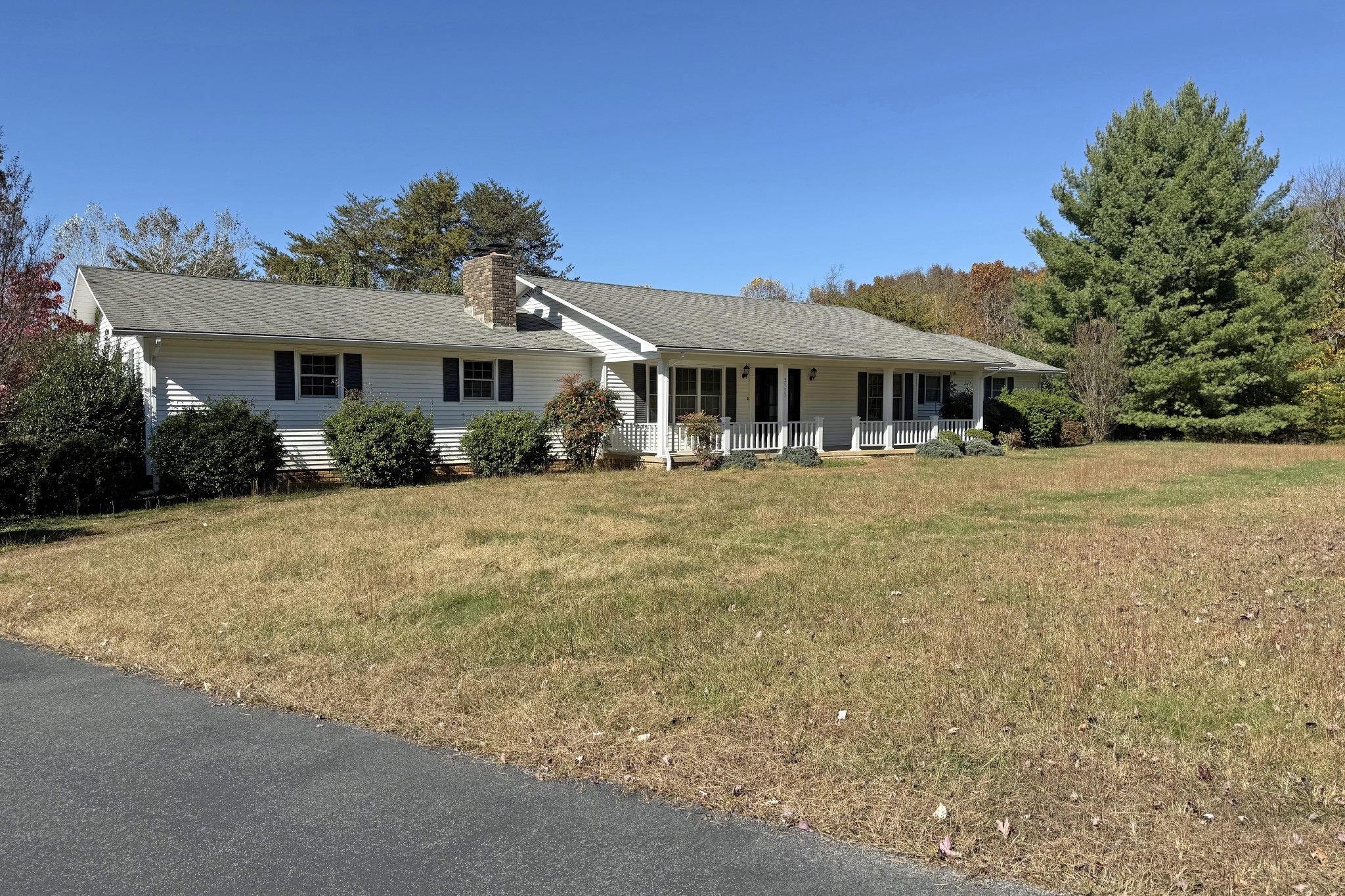 2593 Smiths Grove Road Scottsville KY 42164