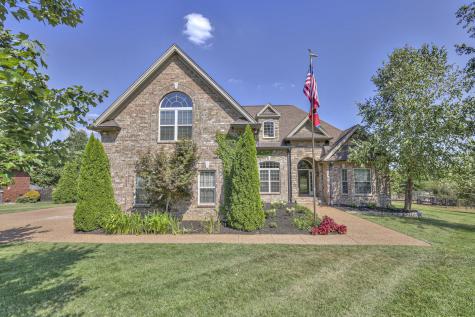 516 Falcon Creek Lebanon TN 37087