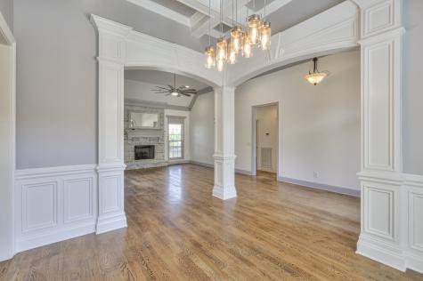 516 Falcon Creek Lebanon TN 37087