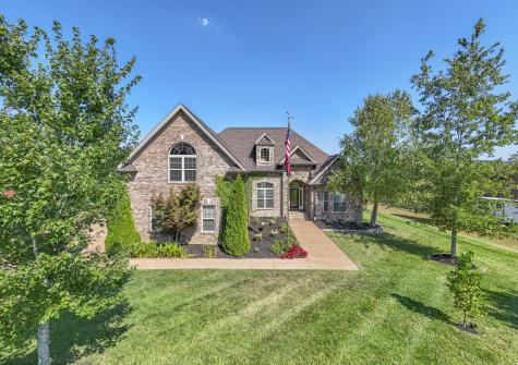 516 Falcon Creek Lebanon TN 37087