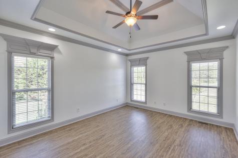 516 Falcon Creek Lebanon TN 37087