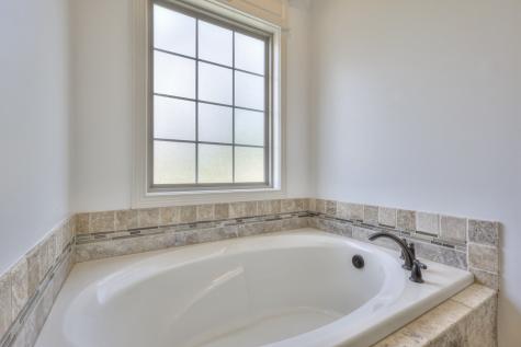 516 Falcon Creek Lebanon TN 37087