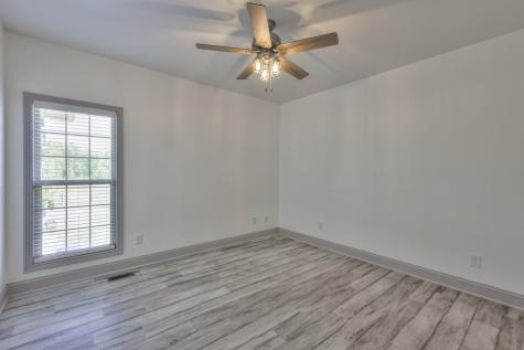 516 Falcon Creek Lebanon TN 37087