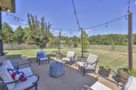 516 Falcon Creek Lebanon TN 37087