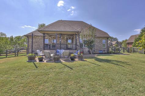 516 Falcon Creek Lebanon TN 37087