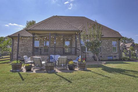 516 Falcon Creek Lebanon TN 37087