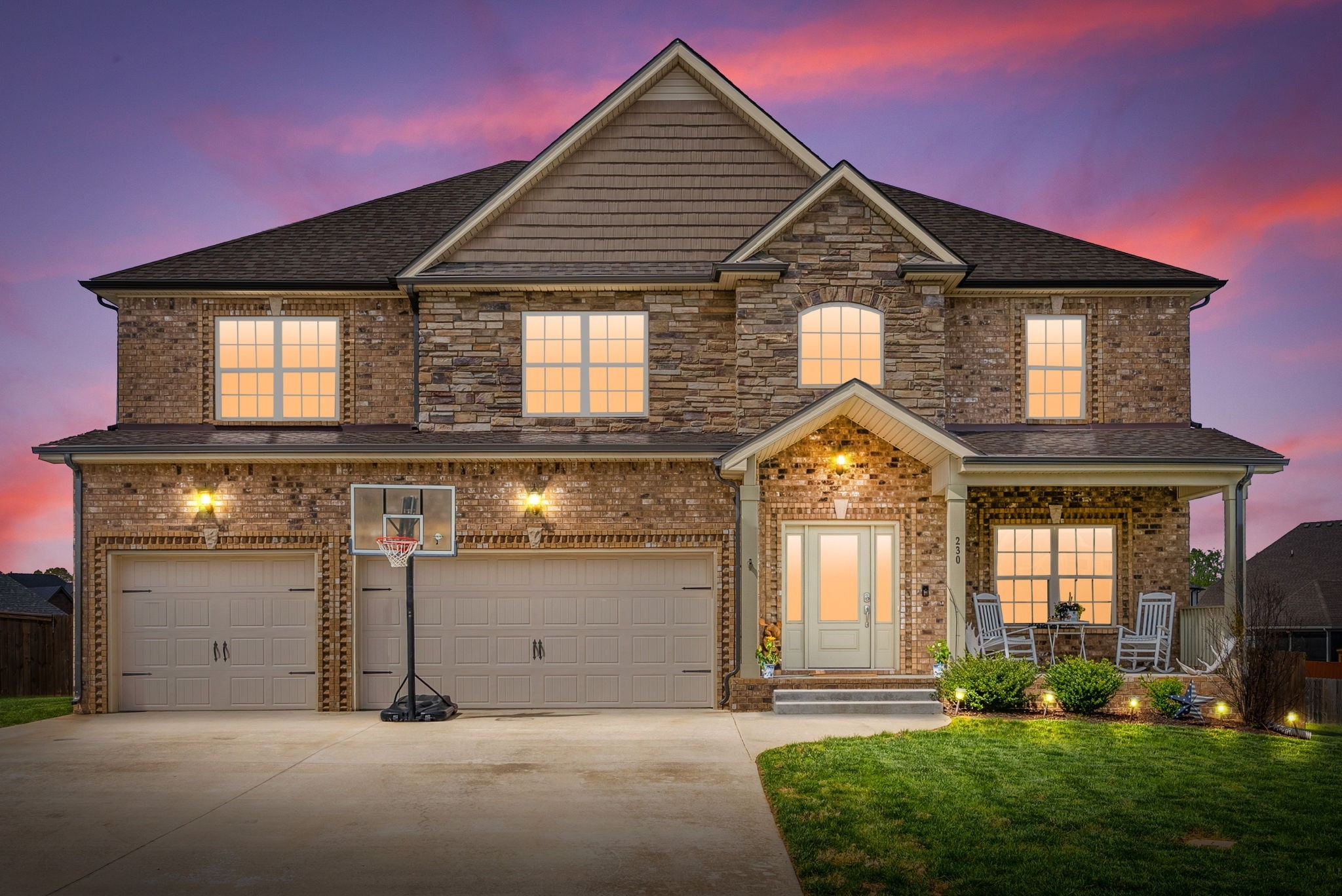 230 Cotoneaster Lane Clarksville TN 37043
