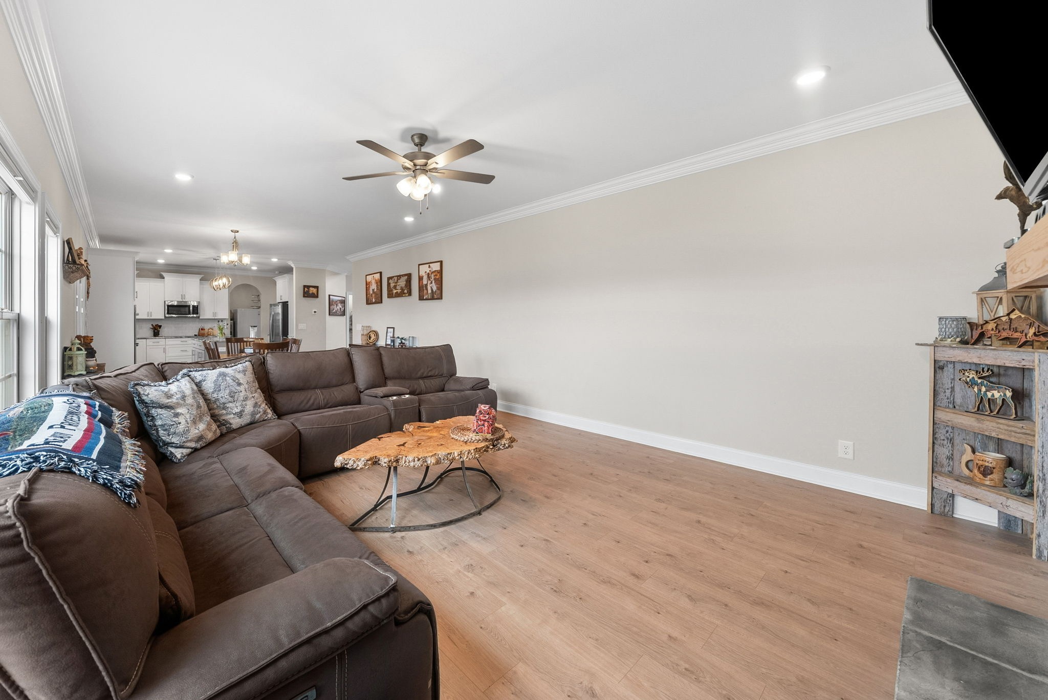 230 Cotoneaster Lane Clarksville TN 37043