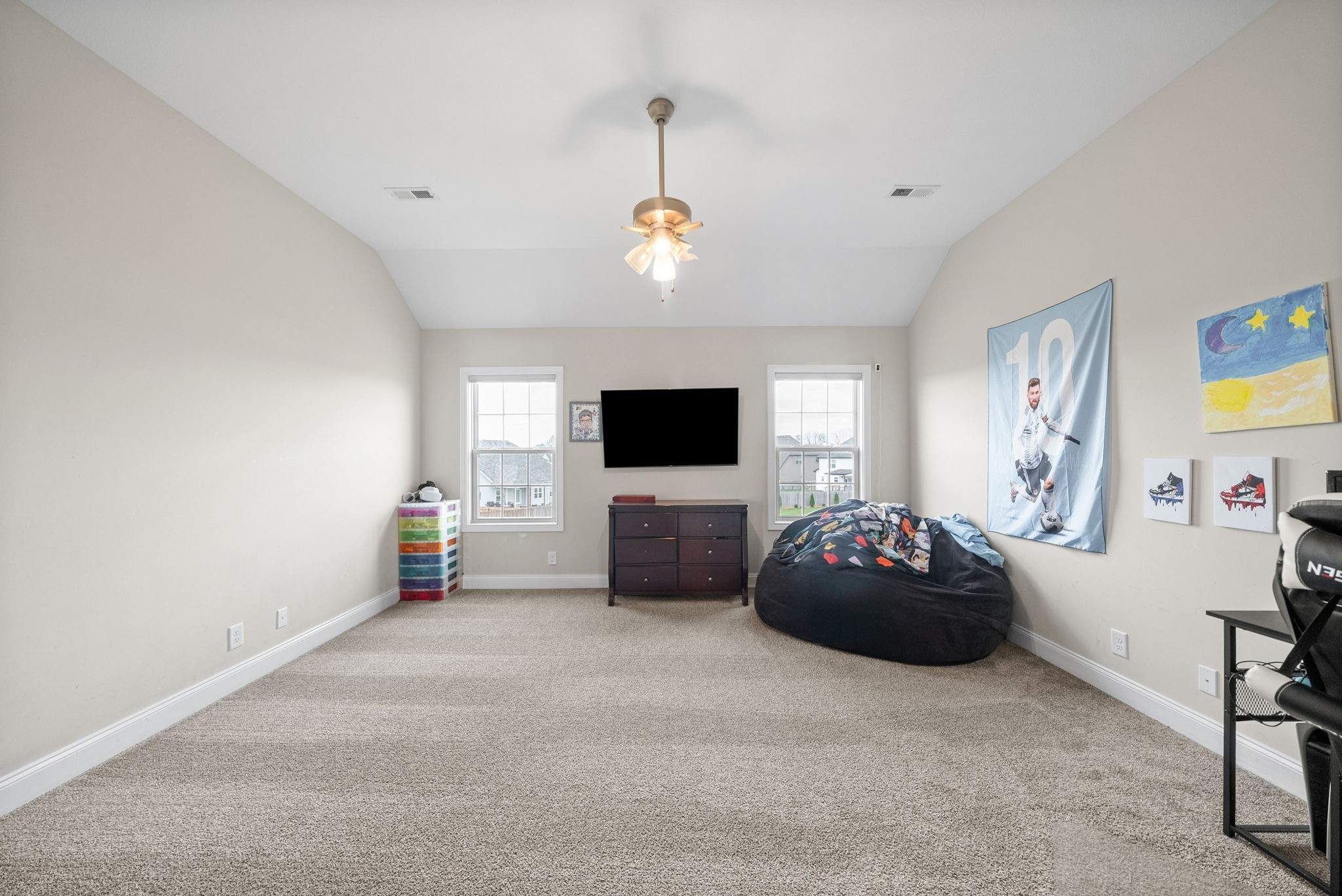 230 Cotoneaster Lane Clarksville TN 37043