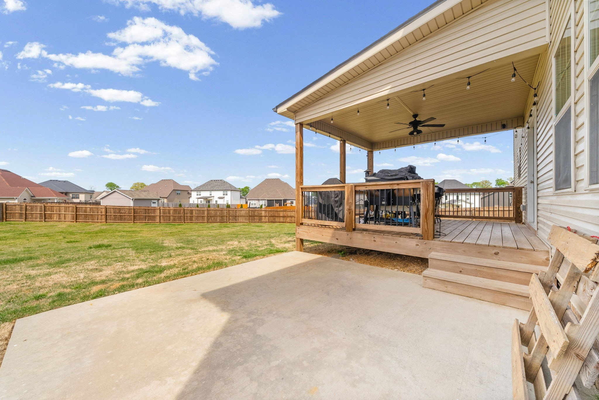 230 Cotoneaster Lane Clarksville TN 37043
