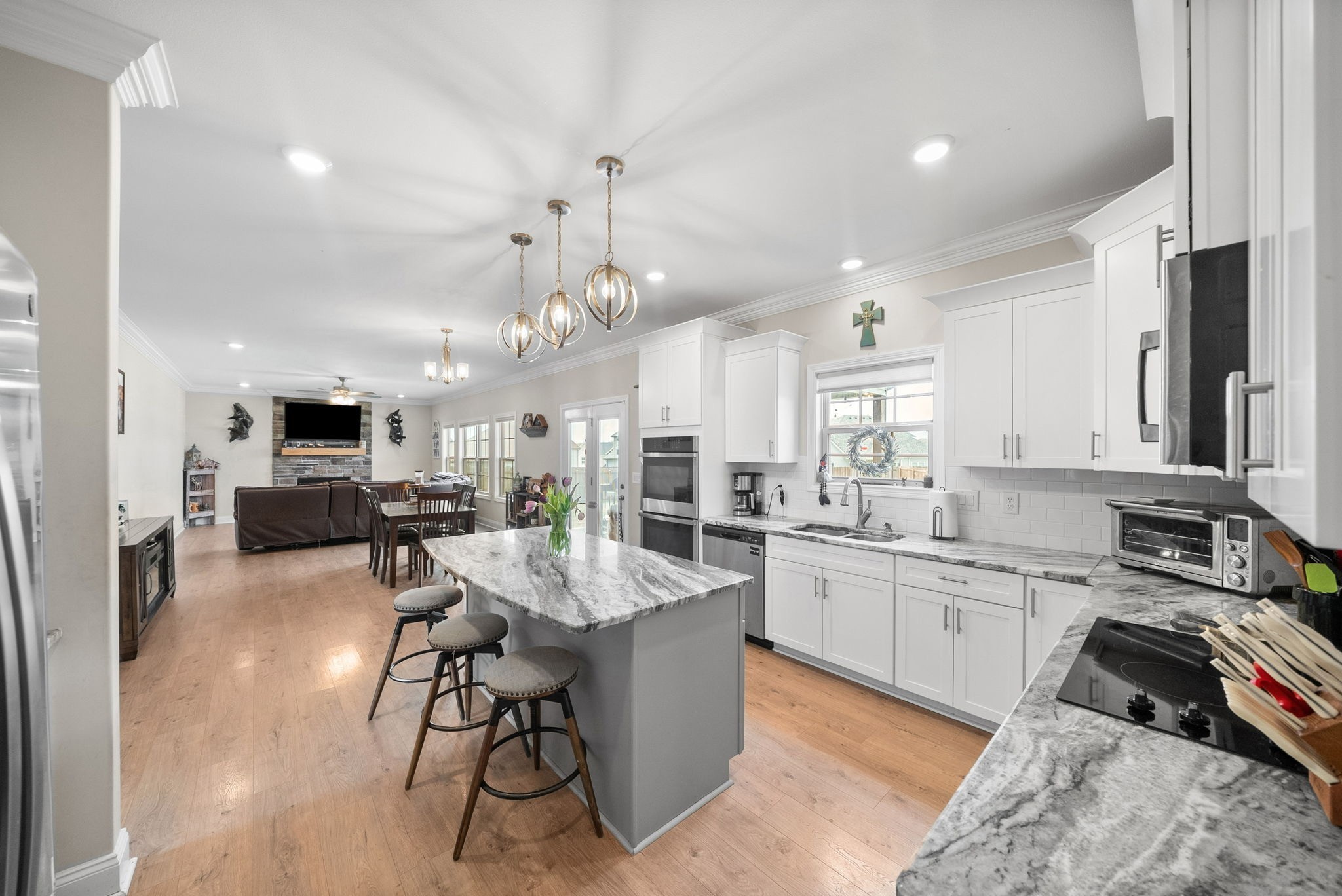 230 Cotoneaster Lane Clarksville TN 37043
