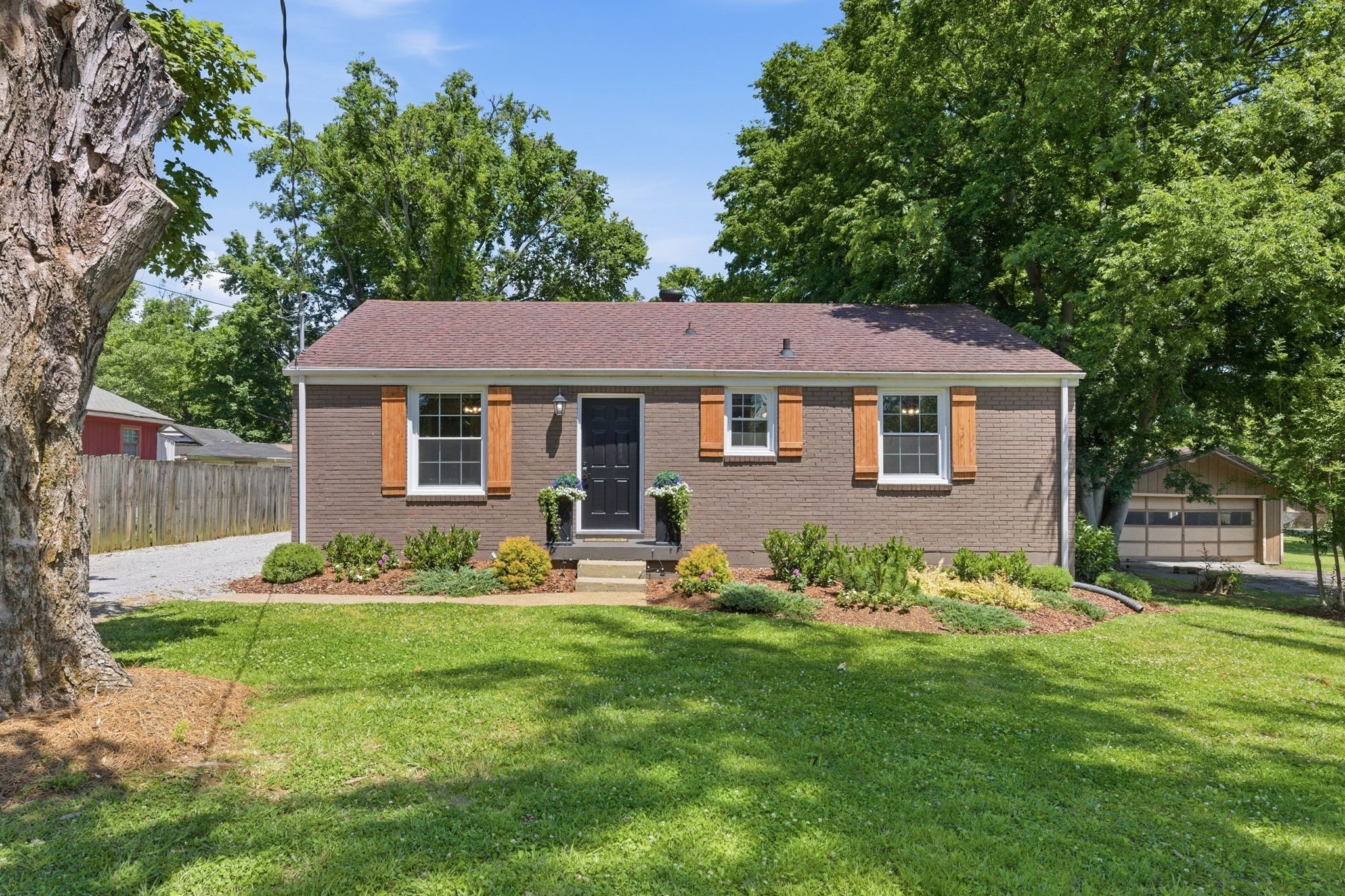 102 Desoto Drive Nashville TN 37210