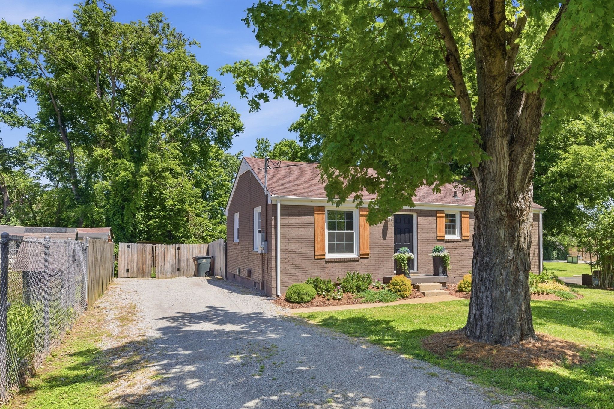 102 Desoto Drive Nashville TN 37210
