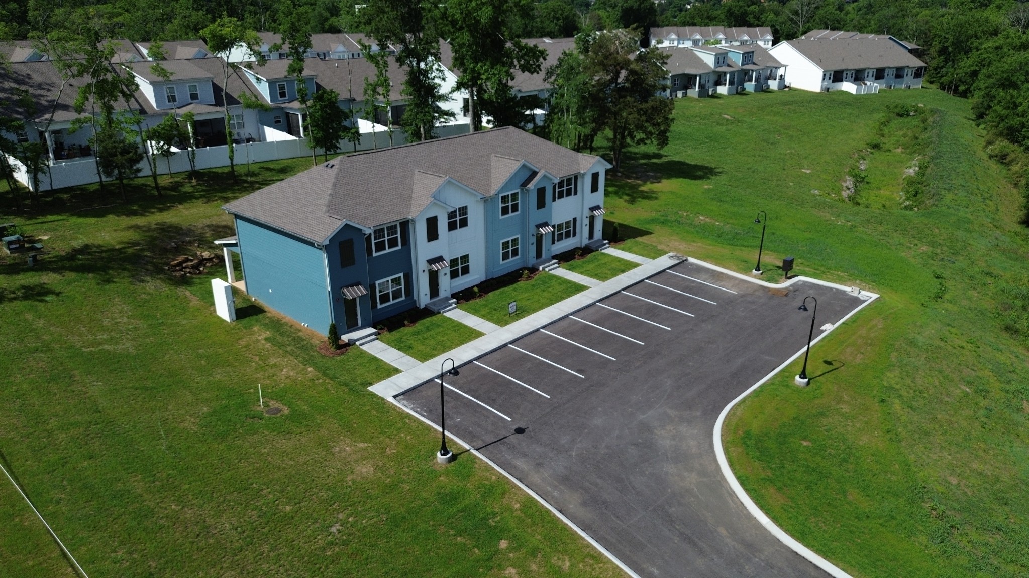1136 Lock 4 Road Gallatin TN 37066