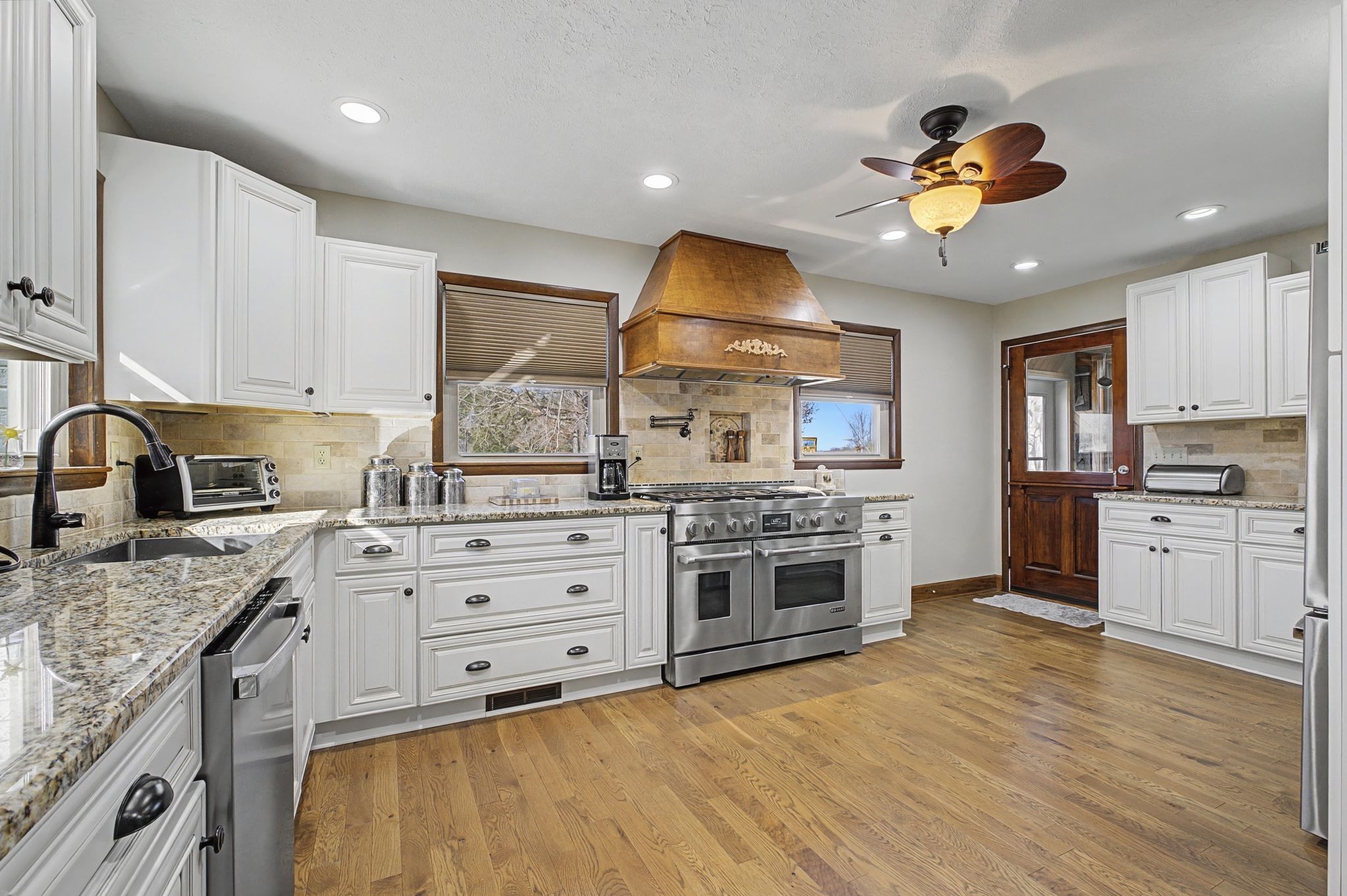 1231 Abiff Road Bon Aqua TN 37025