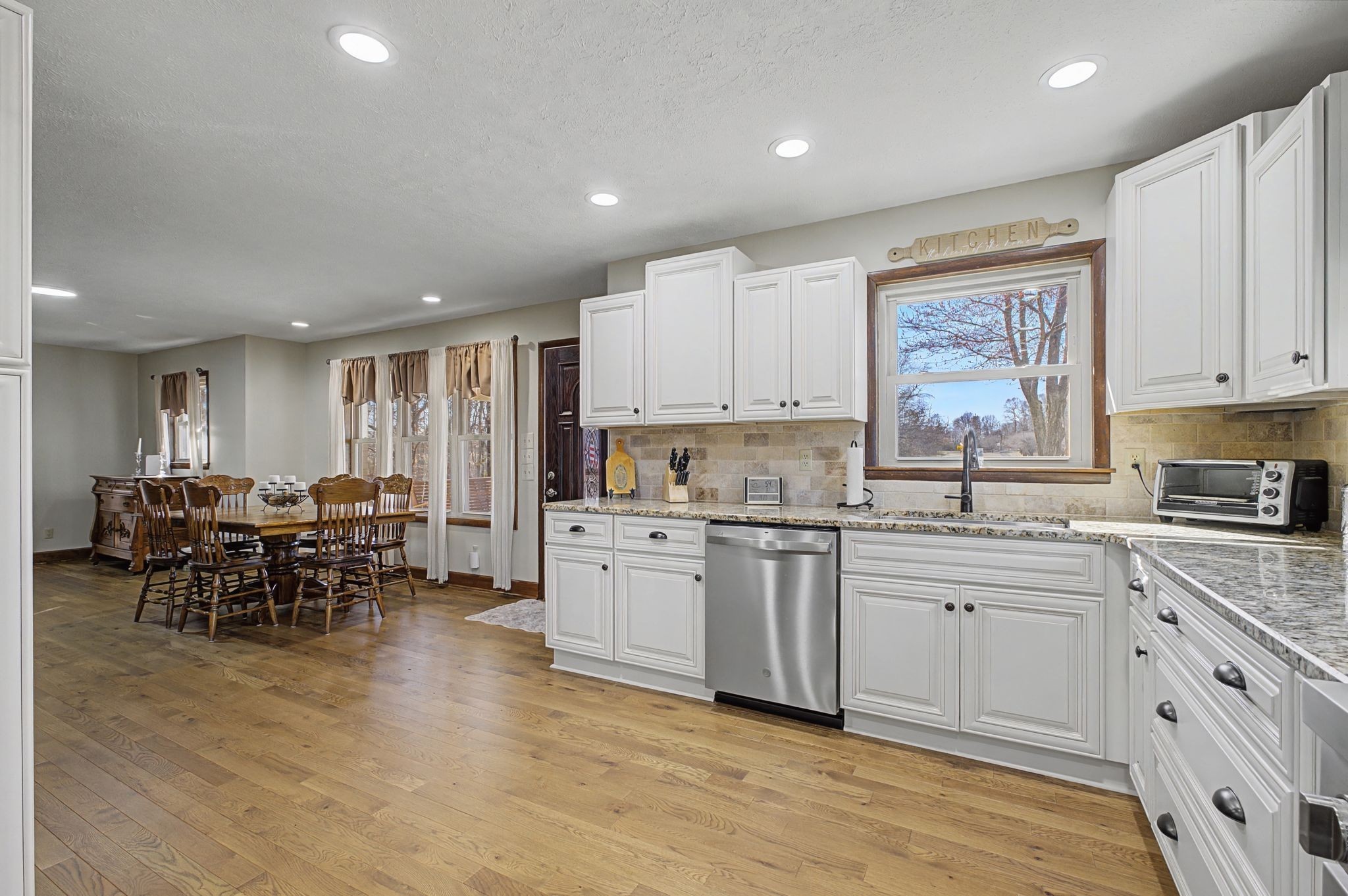 1231 Abiff Road Bon Aqua TN 37025