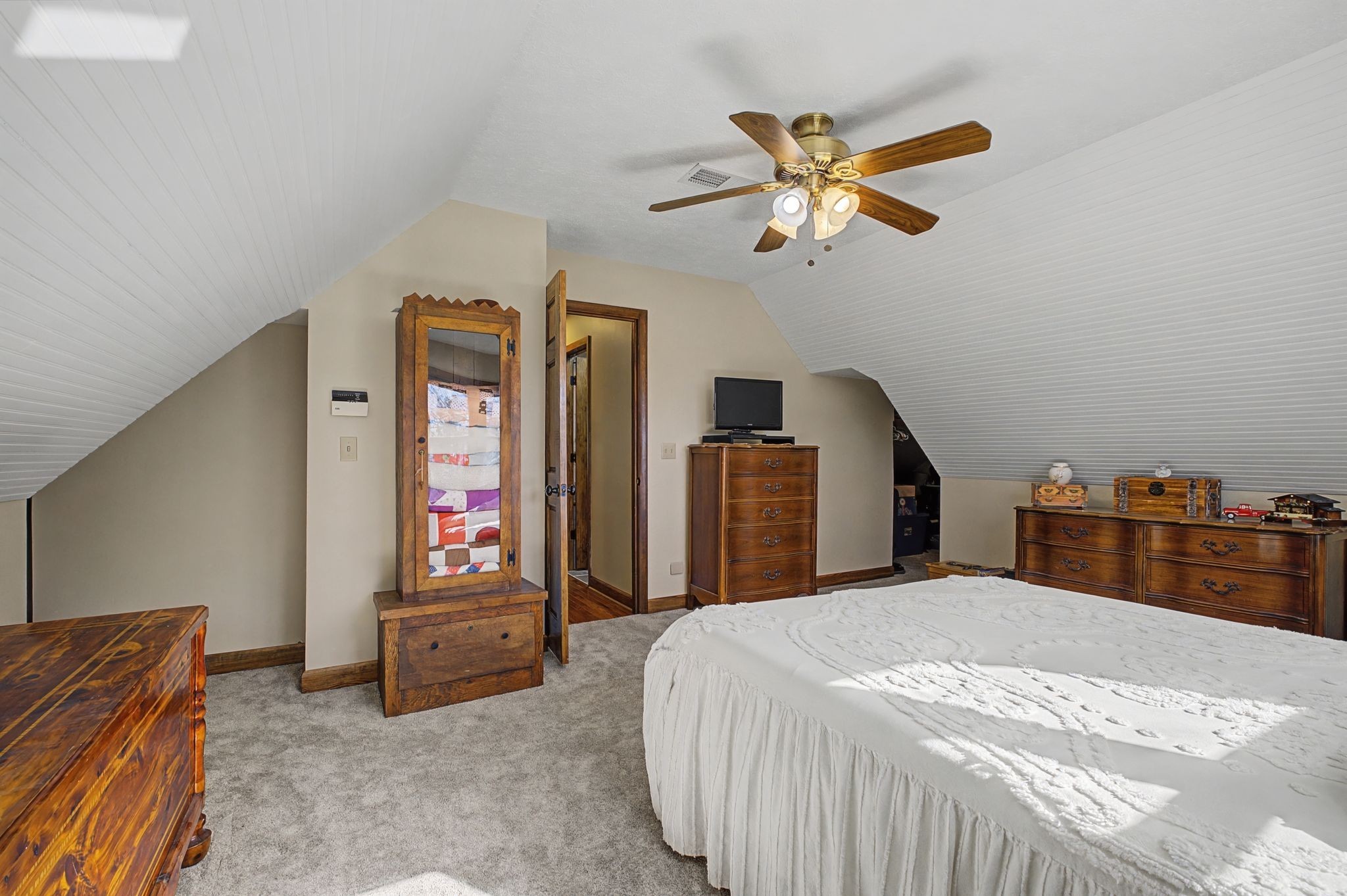 1231 Abiff Road Bon Aqua TN 37025