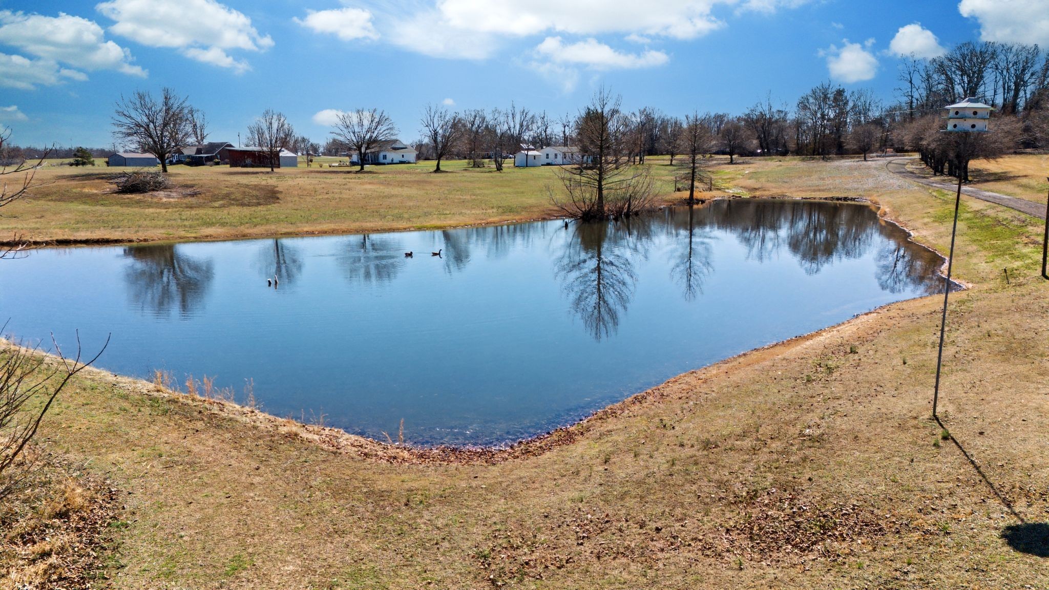 1231 Abiff Road Bon Aqua TN 37025
