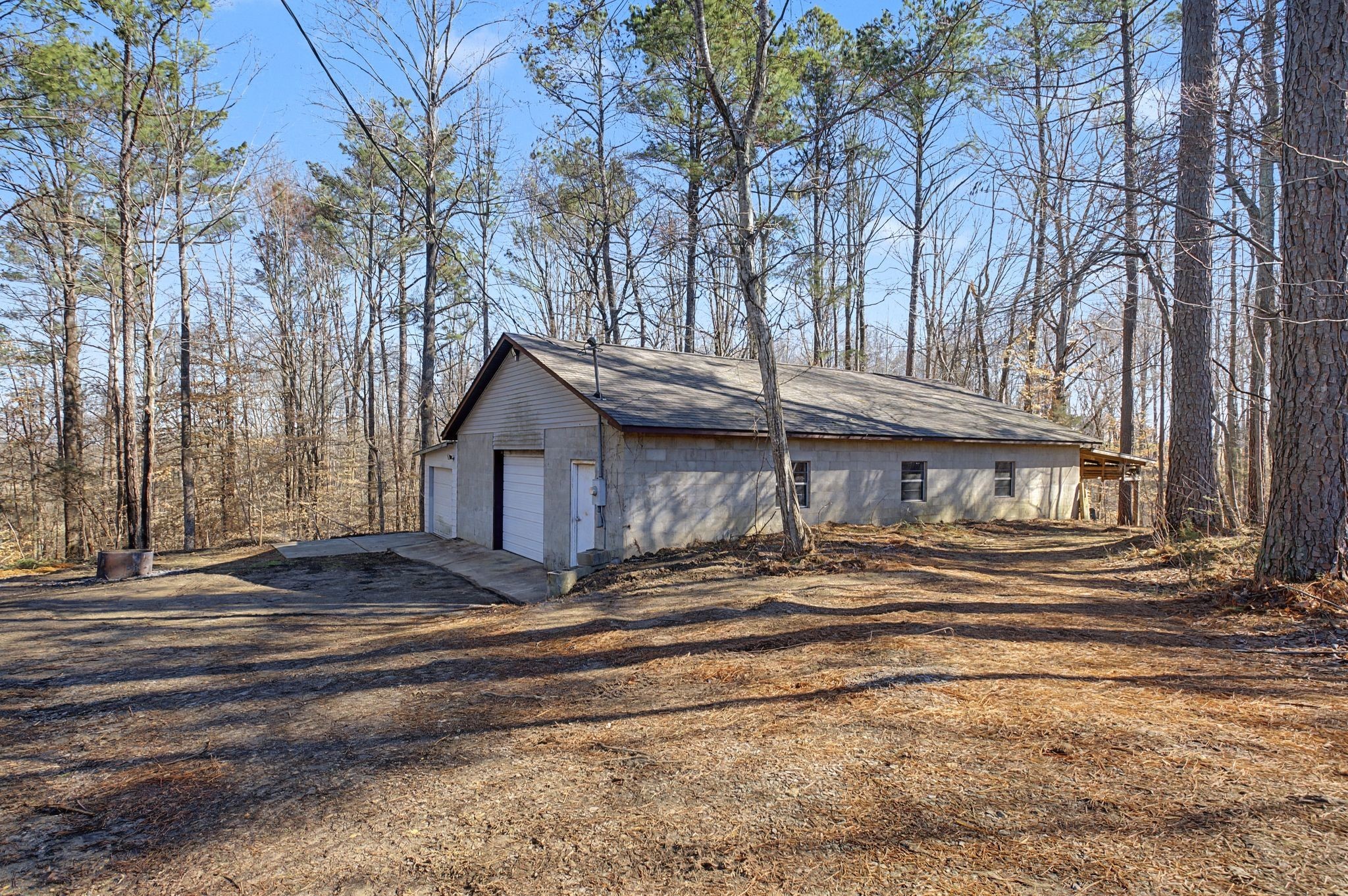1231 Abiff Road Bon Aqua TN 37025