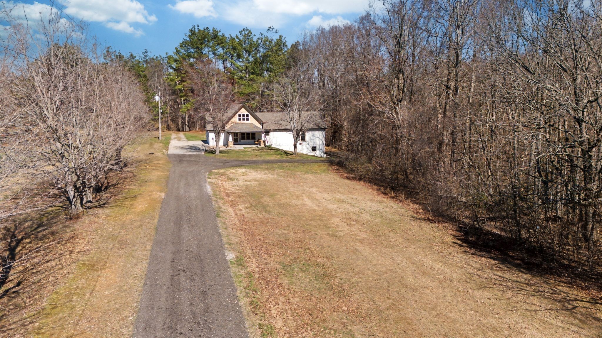 1231 Abiff Road Bon Aqua TN 37025
