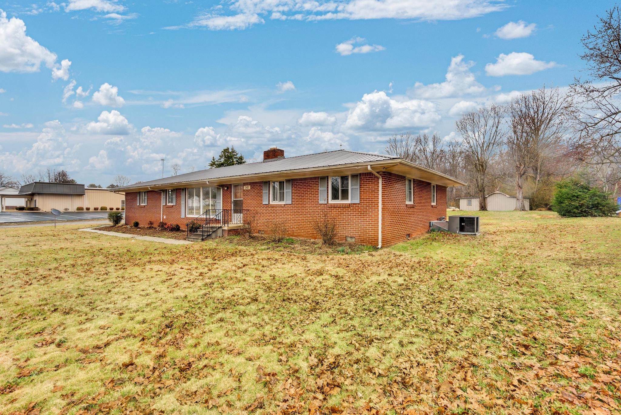 540 4th Ave, S Baxter TN 38544