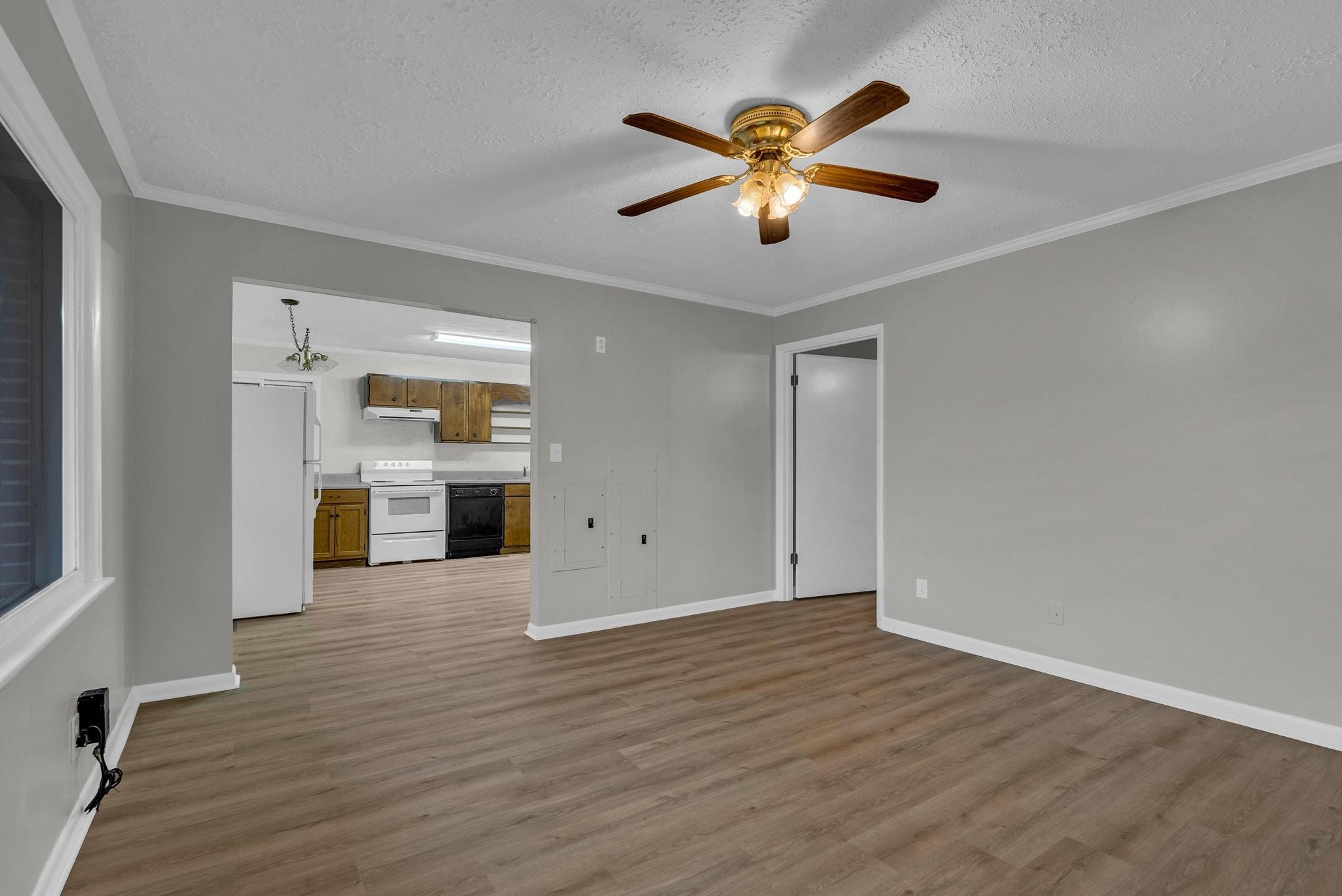 540 4th Ave, S Baxter TN 38544